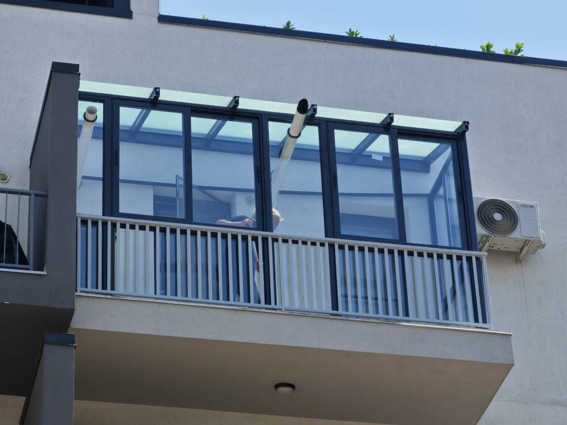 Balustrade și balcoane